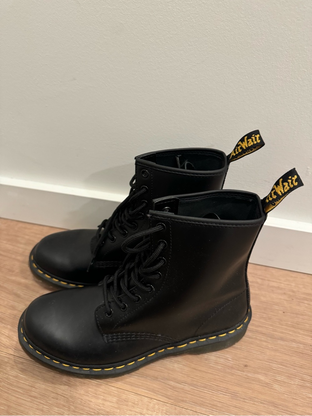 Dr. Martens Original 1460 Boots